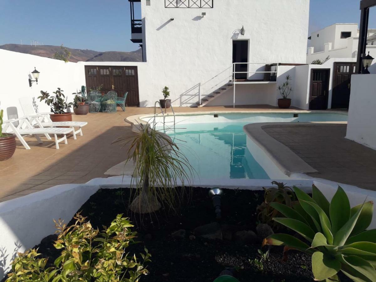 B&B El Meridiano Guatiza ภายนอก รูปภาพ